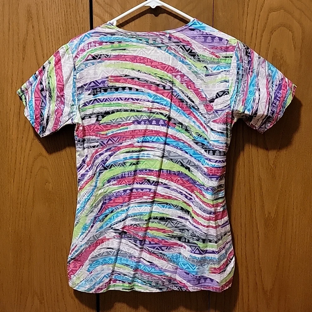 Scrub Top - Picture 2 of 3